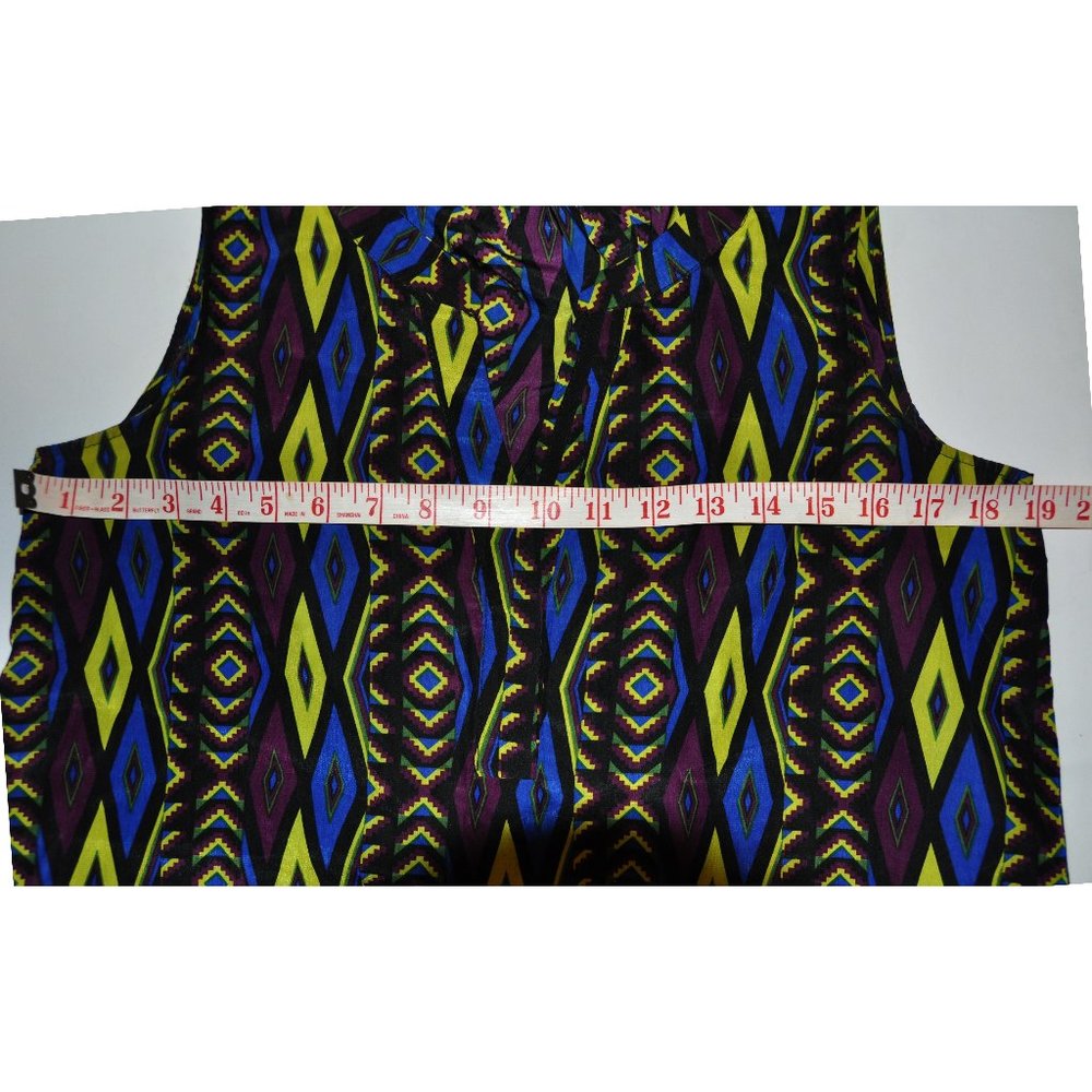 Sleeveless Summer Tunic Blouse by LOVE Note , Geometric pattern, size S - Picture 3 of 16